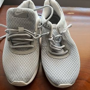 Woman’s nike  sneakers